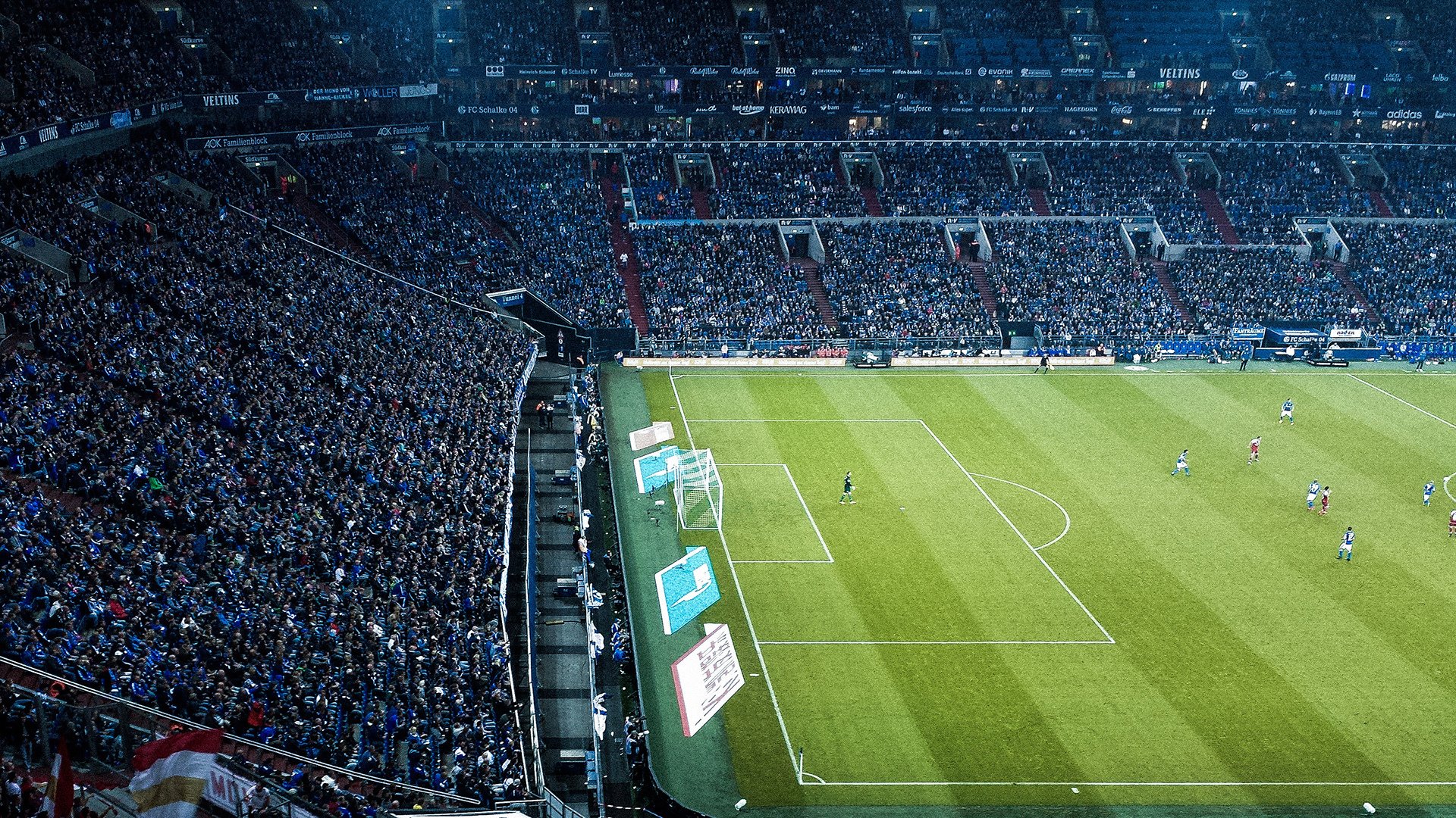 法拉利翻盘威廉姆斯,塞恩斯扛起全队,一场逆转背后的战略与意志